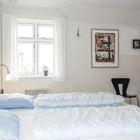 Awesome In With House Sea View Apartament Gudhjem